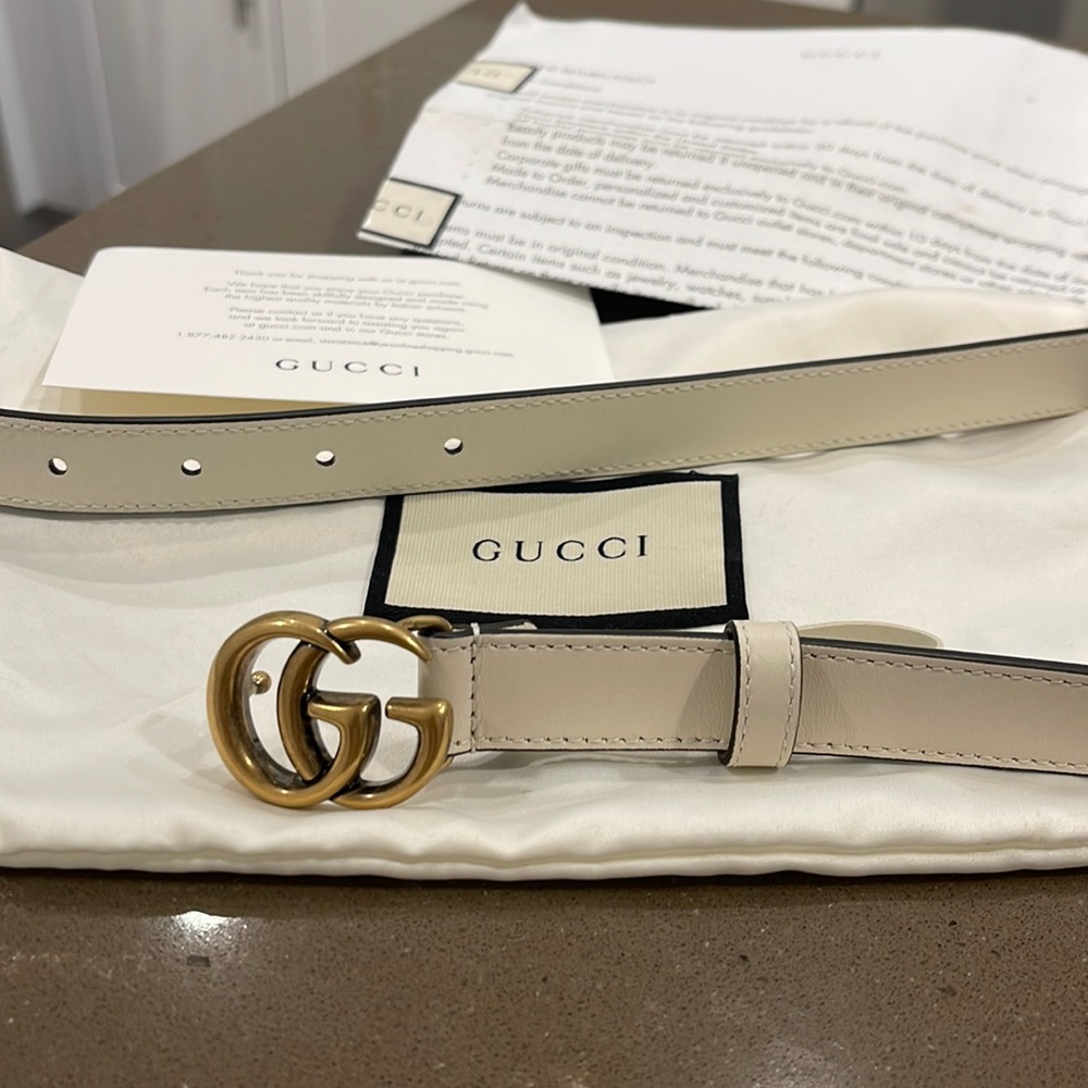 Cream Gucci belt